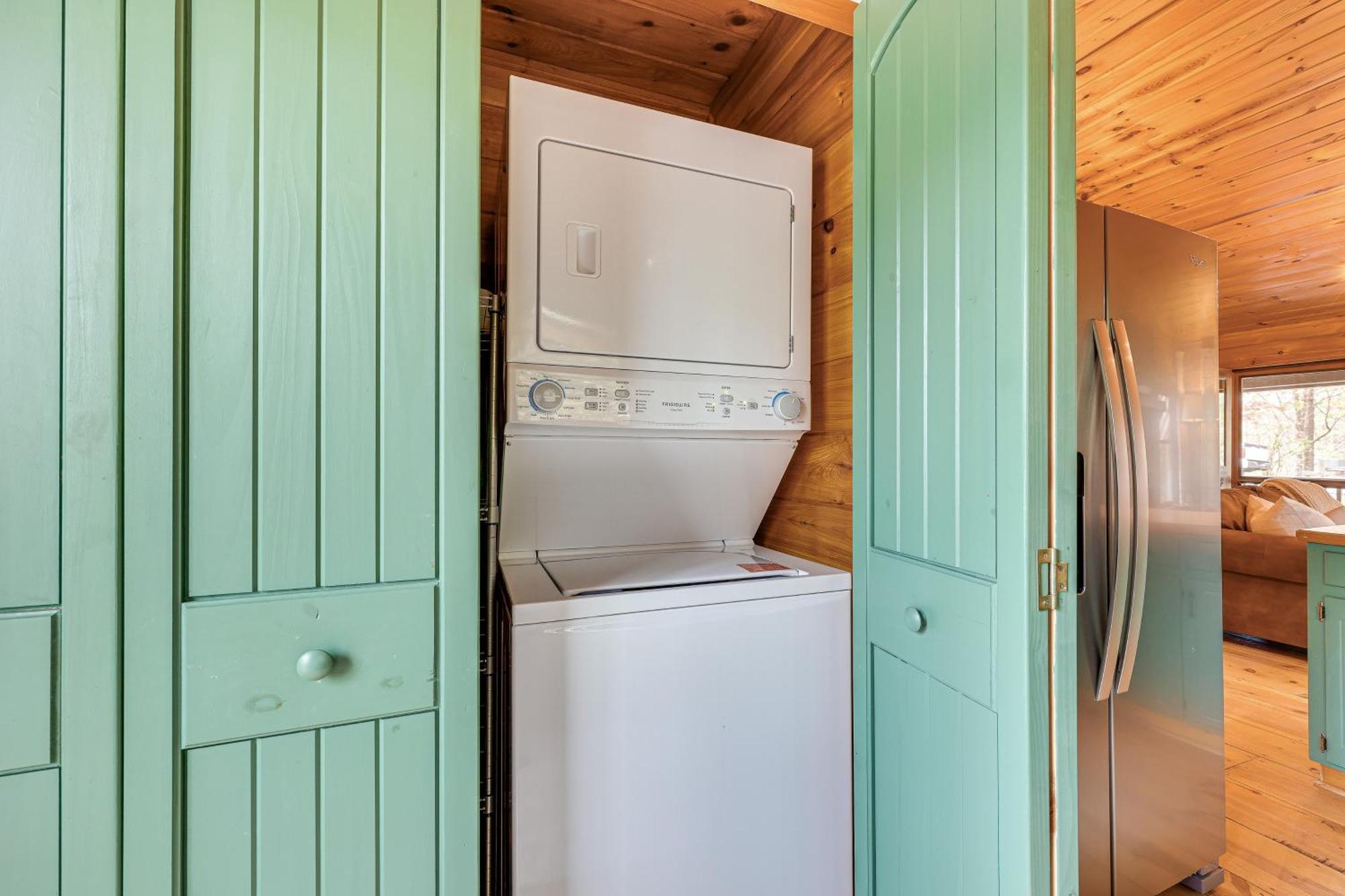 Cozy Cabin In Private Location With Hot Tub And Grill! Blue Ridge Buitenkant foto