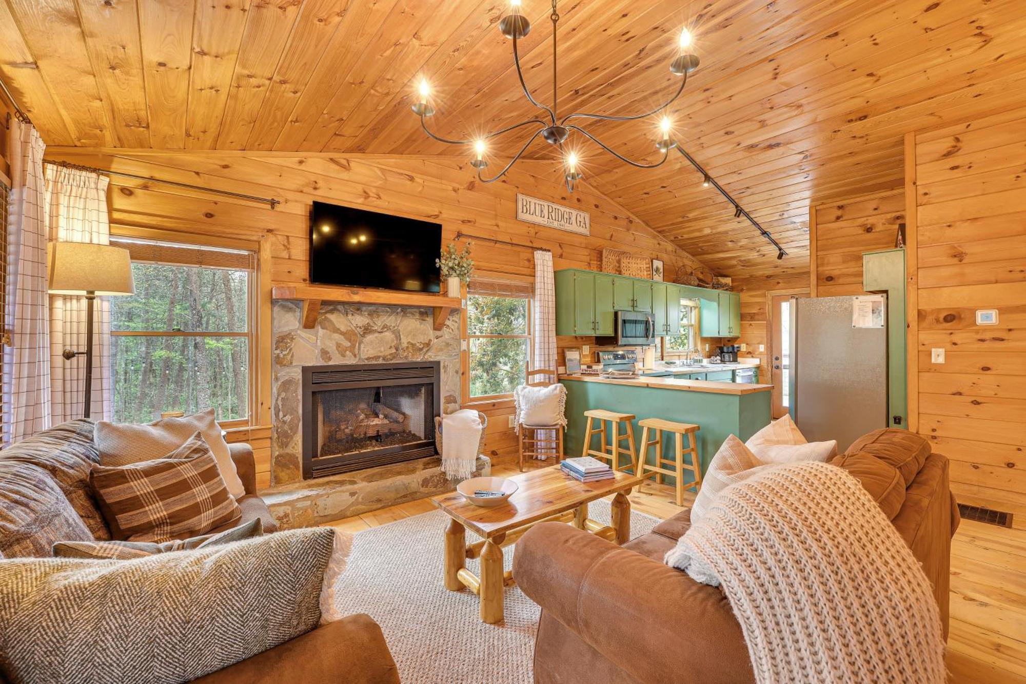 Cozy Cabin In Private Location With Hot Tub And Grill! Blue Ridge Buitenkant foto