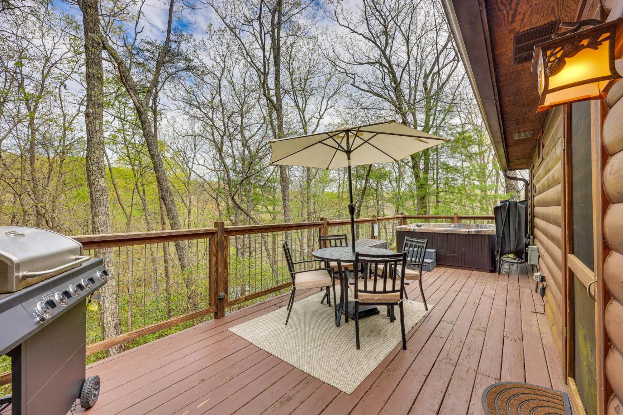 Cozy Cabin In Private Location With Hot Tub And Grill! Blue Ridge Buitenkant foto
