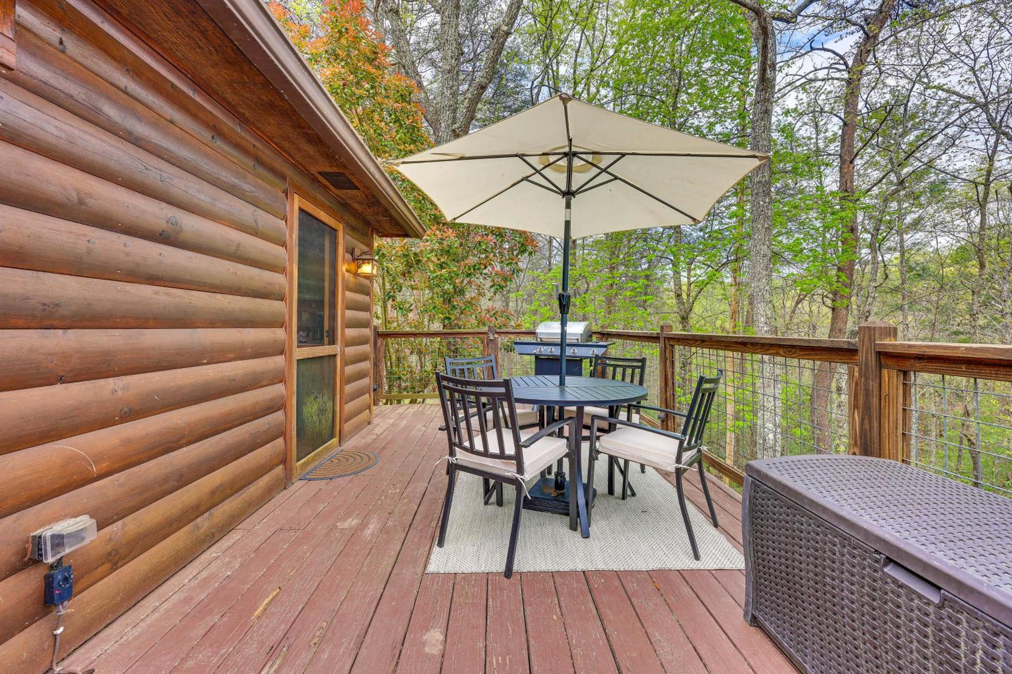 Cozy Cabin In Private Location With Hot Tub And Grill! Blue Ridge Buitenkant foto